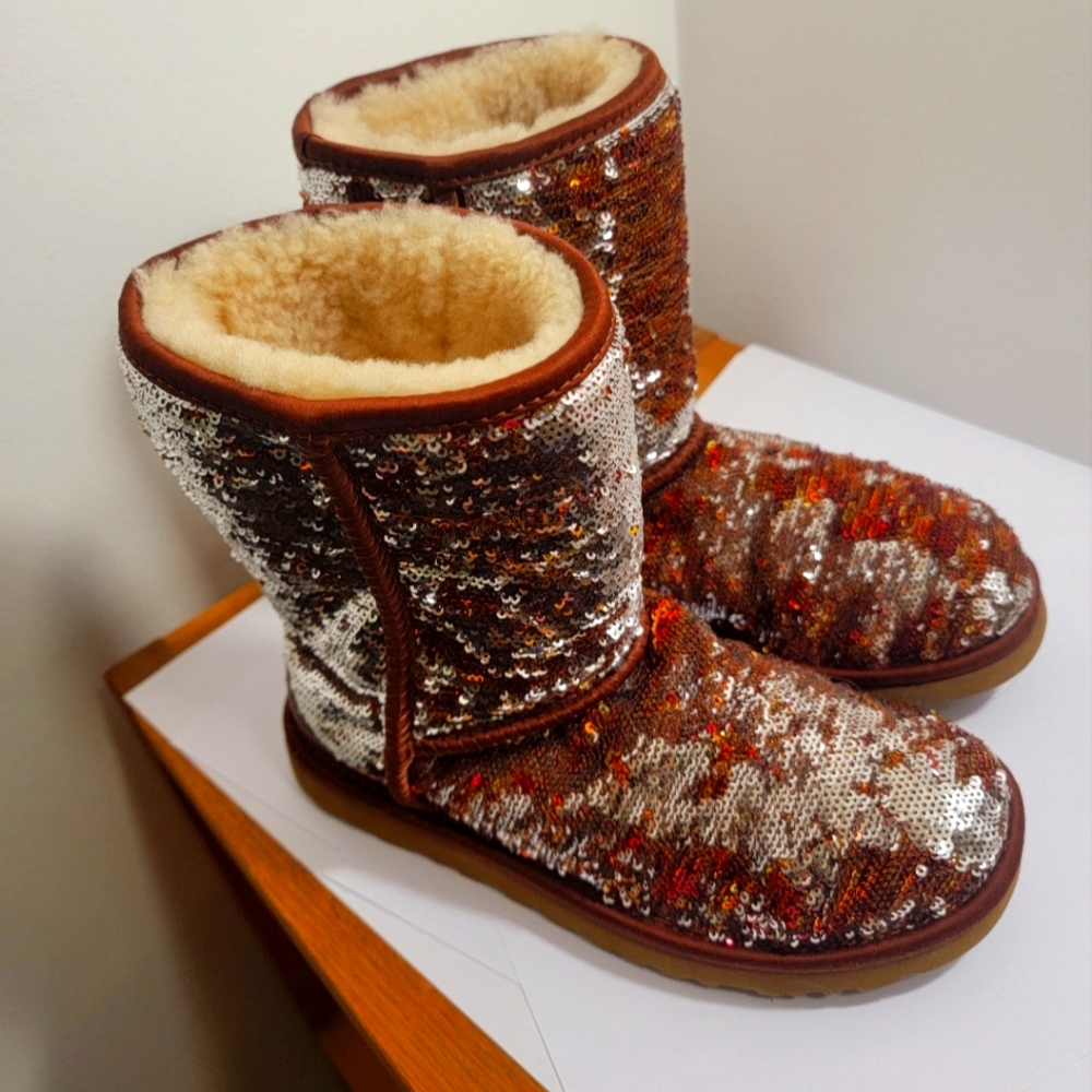 Ugg Women's Classic Short Chunky Sequin Booties